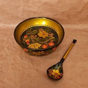 Vintage  Russian Lacquerware Painted Bowl And Spoon Khokhloma